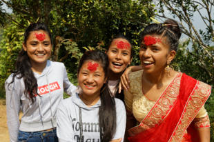 Sangita Sandhya, Kinari and Shova